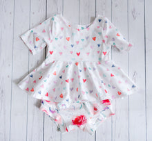 Load image into Gallery viewer, Sweetheart Peplum Top: Hearts